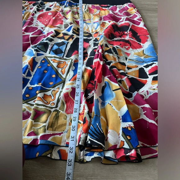 Peter Nygard Multi Print Silk Skirt SZ 24 - Picture 4 of 8